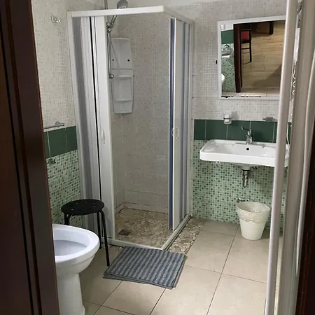 מלון Bissi *