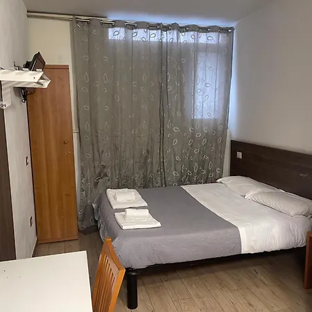 Hotel Bissi *
