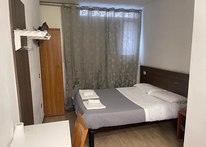 Отель Bissi *